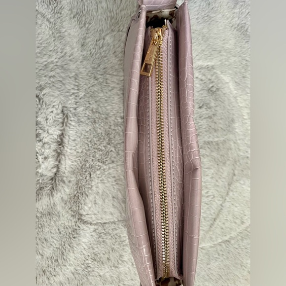 Lilac Shoulder Bag - Picture 8 of 8